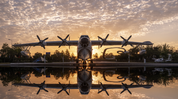 坐标荆门地标极客公园请围观战鹰风采